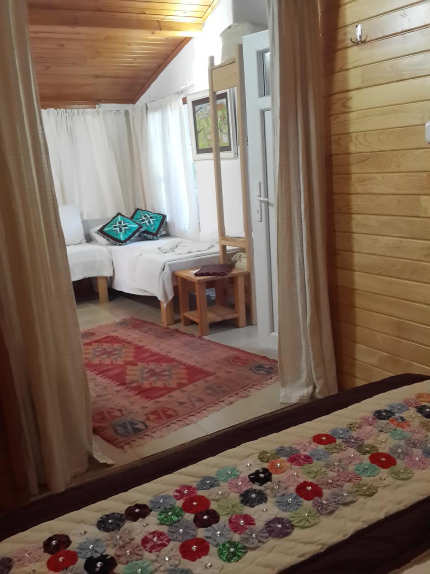 Bed and Breakfast Cirali Kus Yuvasi Esterno foto